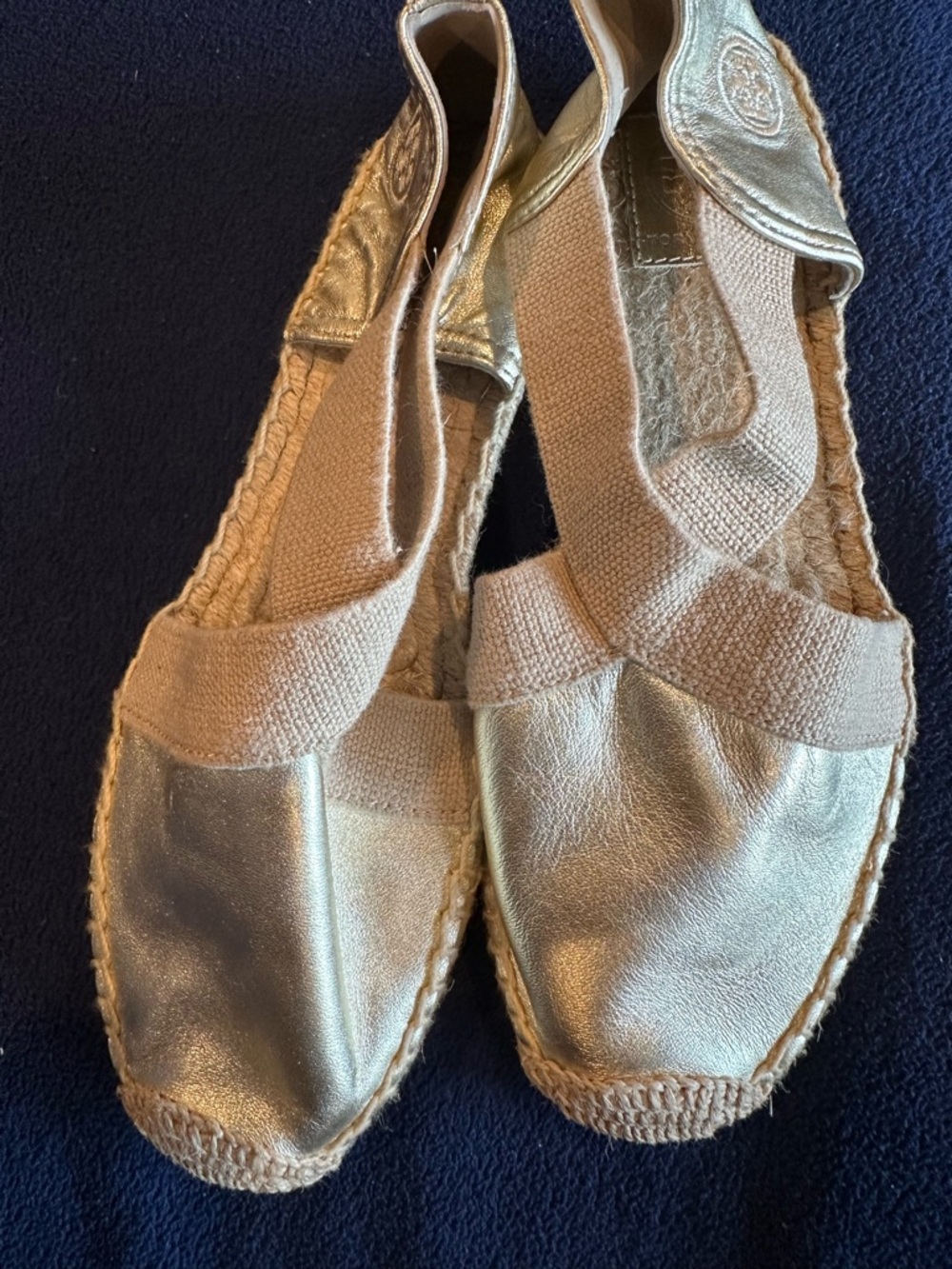 Tory Burch NWOT Gold Metallic and Cream Espadrille Slingback Flats 7.5Never Worn
